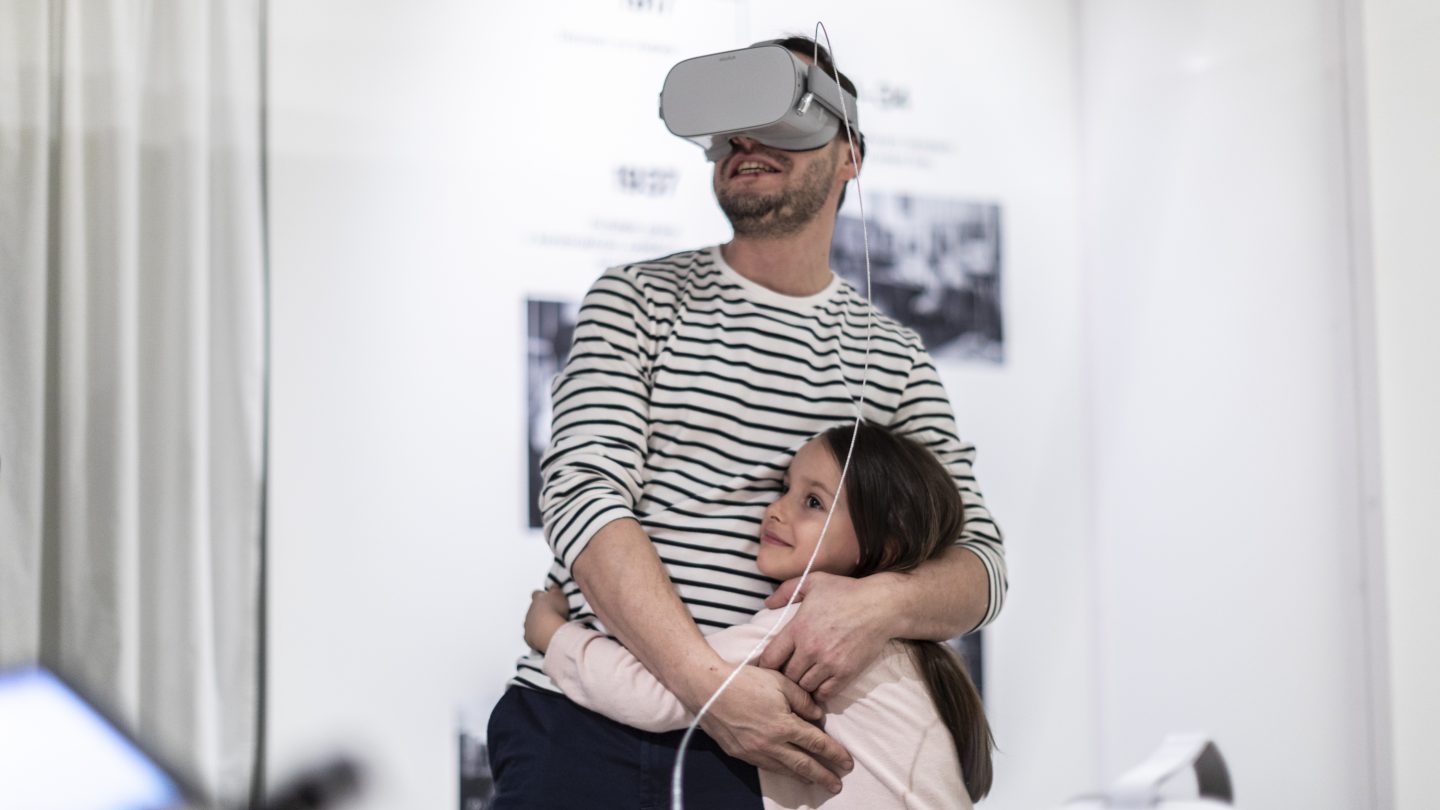 Sense vs. Sensibility in AR and 360° video photo
