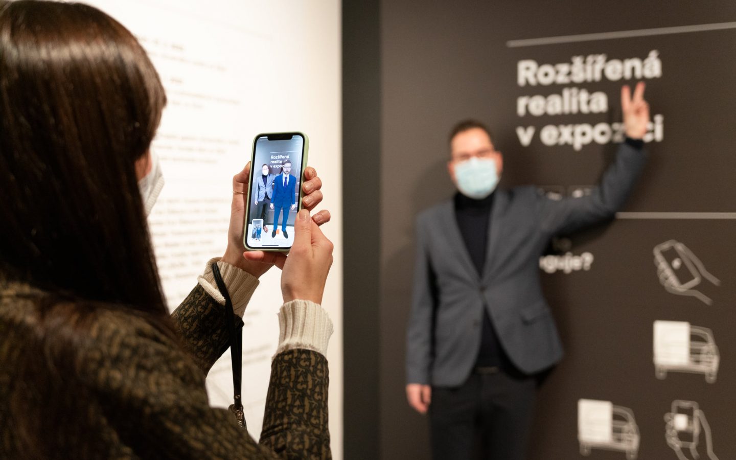 Sense versus Sensibility² — Re-immersing into the World of Czech Design image